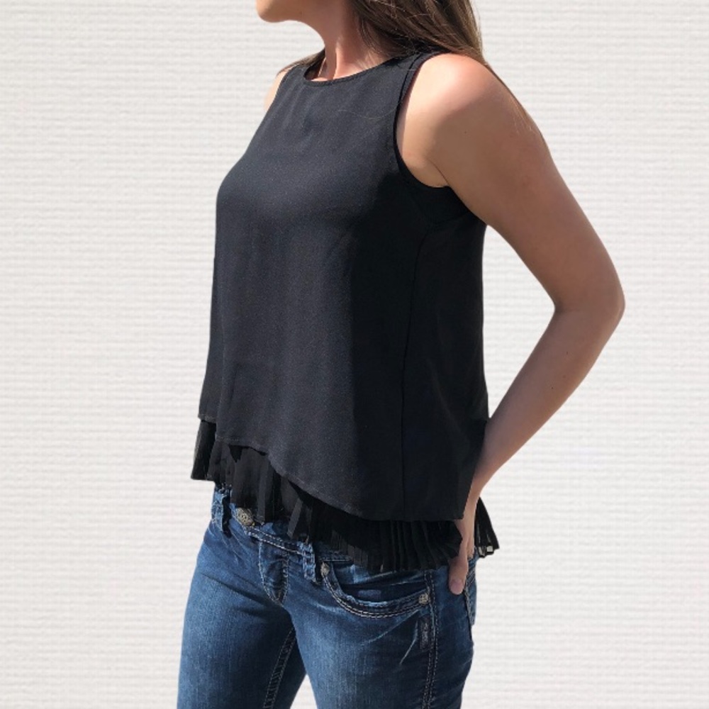 Abercrombie & Fitch-  Sleeveless Blouse - Picture 2 of 14